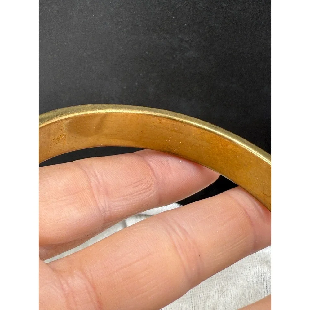 Vintage Gold Tone Carved Bangle Brass Tone‎ 8.5